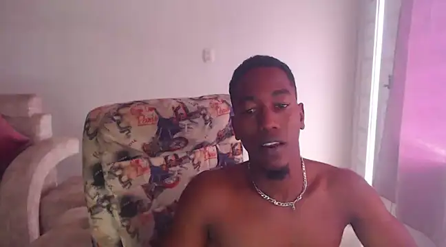 Snapshot of Dreamastercum_ chatting on March 12, 12:57 pm Dreamastercum  online show from March 12, 12:57 pm