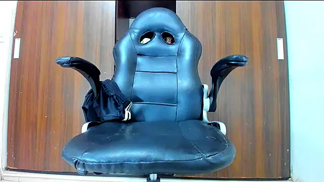 Dreamastercum  online show from December 13, 10:49 pm