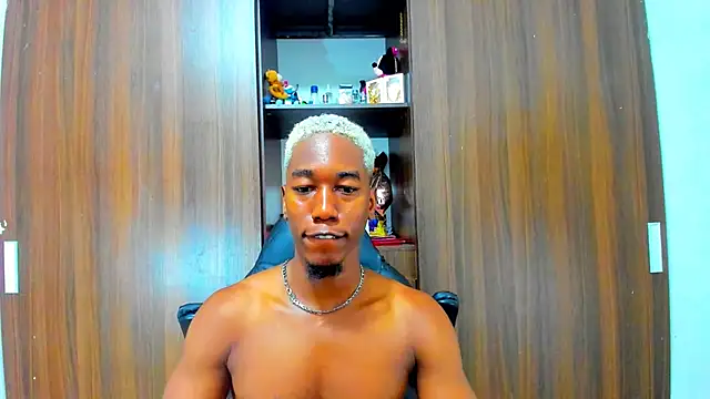 Snapshot of Dreamastercum_ chatting on September 30, 9:51 pm Dreamastercum  online show from September 30, 9:51 pm