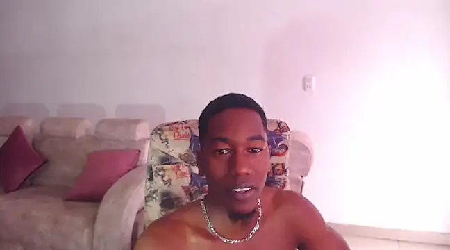 Snapshot of Dreamastercum_ chatting on March 14, 4:30 pm Dreamastercum  online show from March 14, 4:30 pm