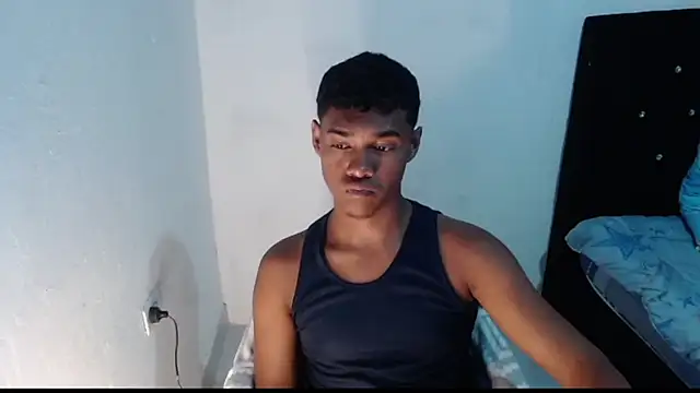 Snapshot of Jampier_sexyboy chatting on March 7, 5:18 am Jampier sexyboy online show from March 7, 5:18 am