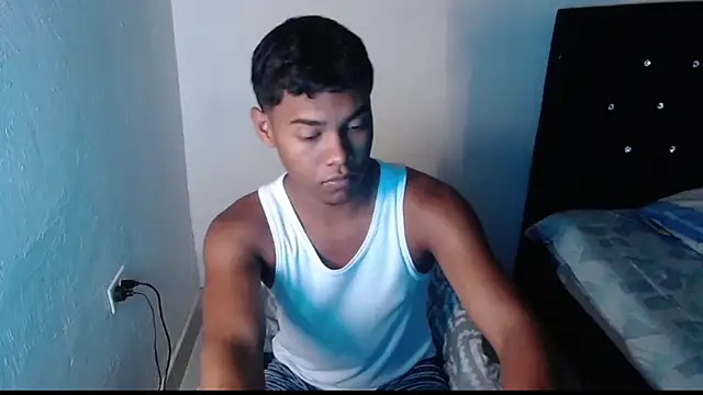 Snapshot of Jampier_sexyboy chatting on March 12, 12:42 am Jampier sexyboy online show from March 12, 12:42 am