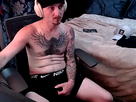 killawbeez online show from April 29, 3:44 am