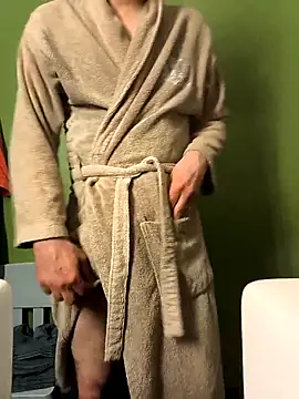 GM51-1988 online show from March 30, 7:26 pm