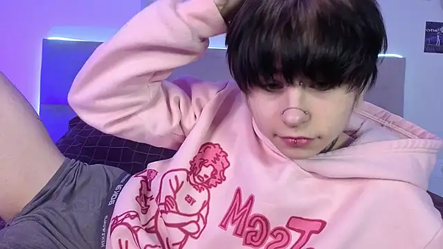 Alex Vallley online show from April 5, 11:01 pm