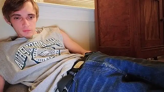Ilovepussy1911 online show from July 4, 5:43 am