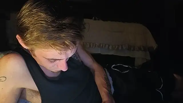 Ilovepussy1911 online show from July 11, 10:28 am
