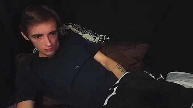 Ilovepussy1911 online show from June 19, 4:56 pm