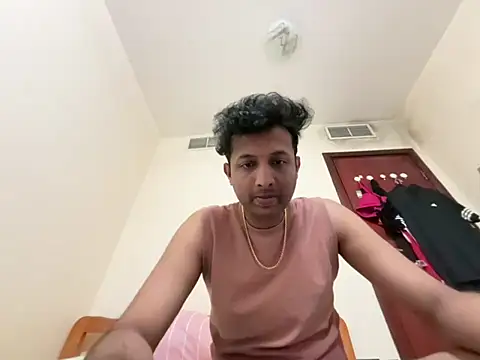 MIRTHICK2002 online show from August 7, 9:43 pm