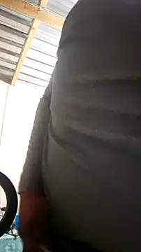 bakedsnackmmh online show from June 24, 4:32 pm