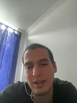 Thiagobb7 online show from February 24, 6:52 pm