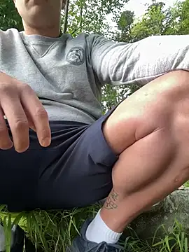 Buroo97 online show from July 21, 9:00 am