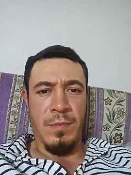 Snapshot of Thunderbolt121 chatting on October 2, 8:57 pm Thunderbolt121 online show from October 2, 8:57 pm