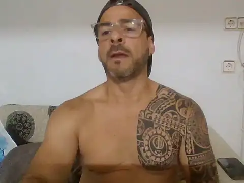 bruno10yjua online show from June 12, 4:27 pm