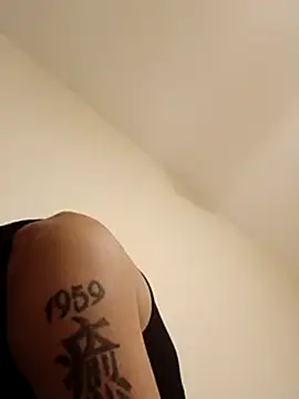 HazelEyedJay420 online show from March 13, 3:54 am