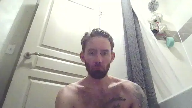 Snapshot of whowantsacreampie chatting on October 16, 8:39 pm whowantsacreampie online show from October 16, 8:39 pm