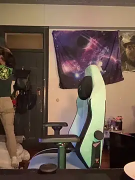 Snapshot of twink69Finger chatting on September 22, 3:55 pm twink69Finger online show from September 22, 3:55 pm