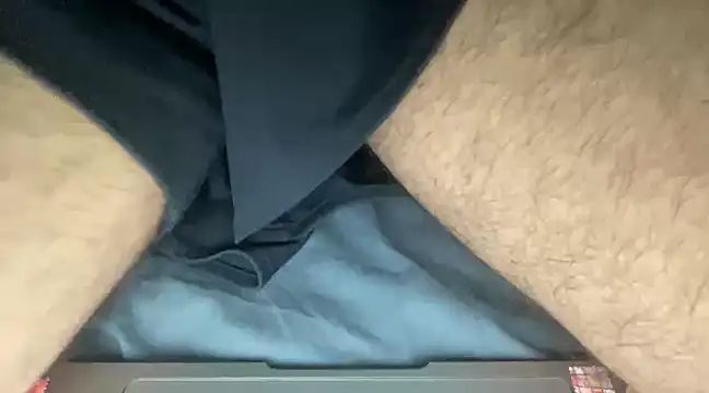 Snapshot of twink69Finger chatting on March 11, 6:43 am twink69Finger online show from March 11, 6:43 am