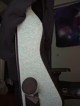 Snapshot of twink69Finger chatting on September 11, 2:49 pm twink69Finger online show from September 11, 2:49 pm