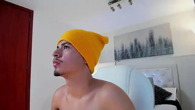 MathewAdams online show from October 1, 7:07 pm