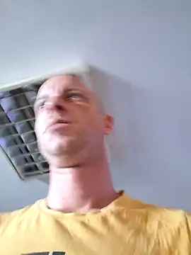 svenpfeifer online show from September 15, 12:39 pm