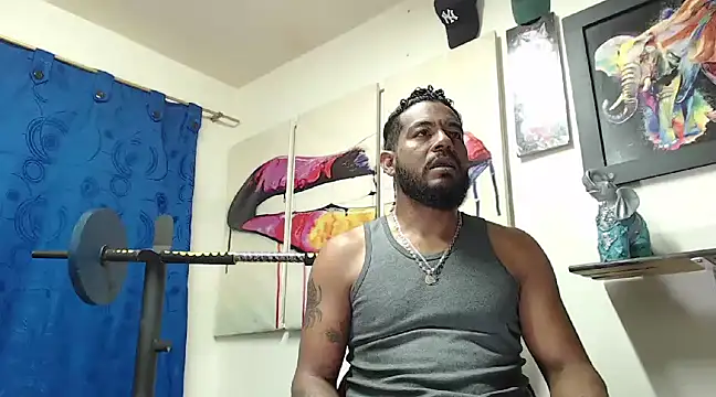 BladeFoxxx1 online show from March 19, 2:37 am