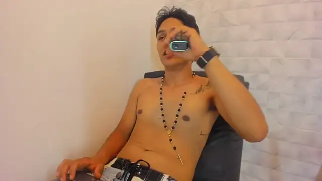 Stone grey1  online show from March 18, 2:40 am