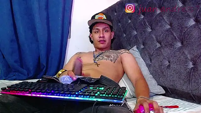 Stone grey1  online show from February 28, 7:29 am