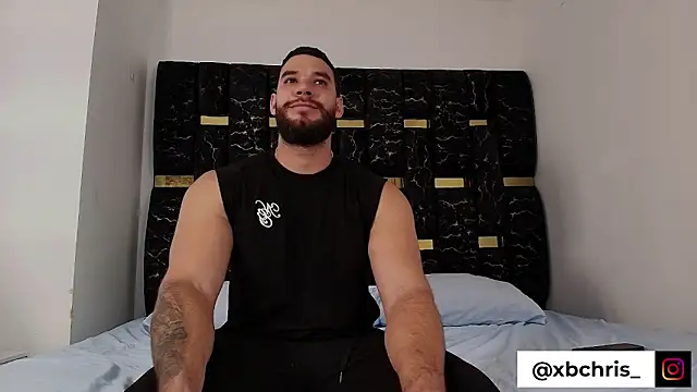 Snapshot of chris_blake__ chatting on October 21, 6:11 pm chris blake   online show from October 21, 6:11 pm