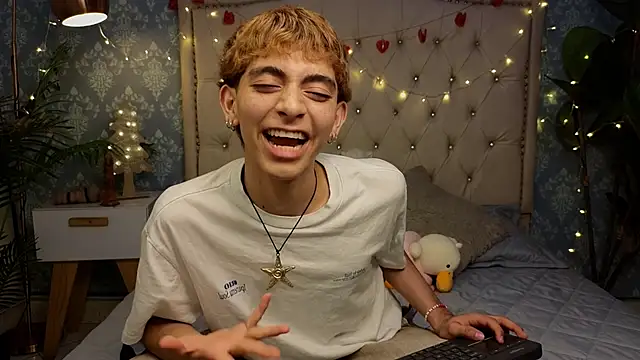 Matty Sparkk online show from December 14, 3:08 pm