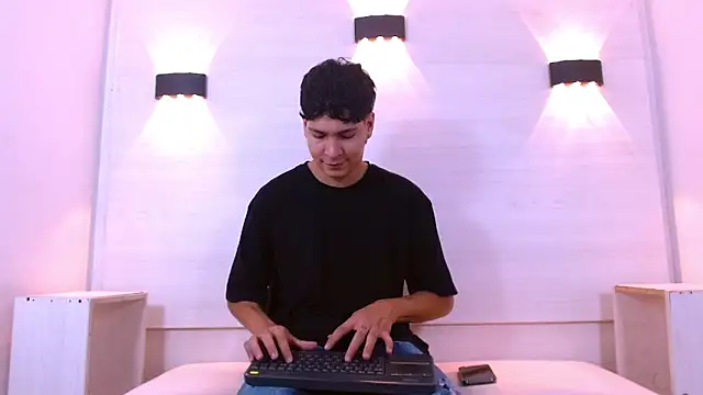 Jhojan twink online show from November 24, 1:12 pm