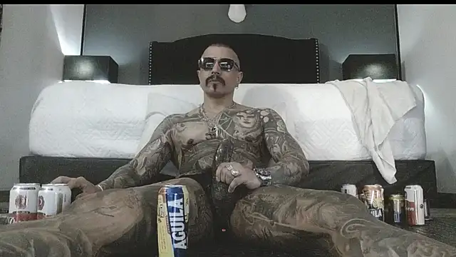 danilog515 online show from November 12, 7:14 am