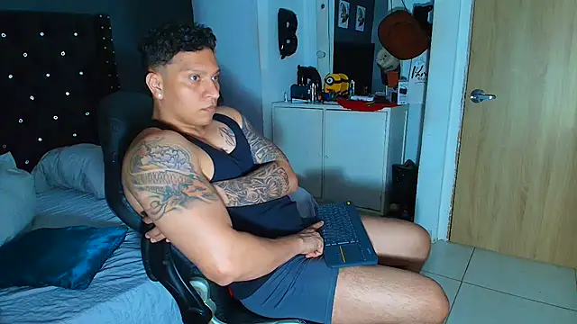 ethan dalton  online show from March 7, 5:49 am