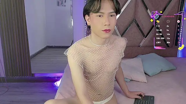 Ash Femboy online show from September 12, 9:37 pm