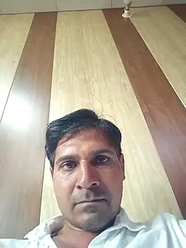 johnny8731 online show from April 15, 11:43 am