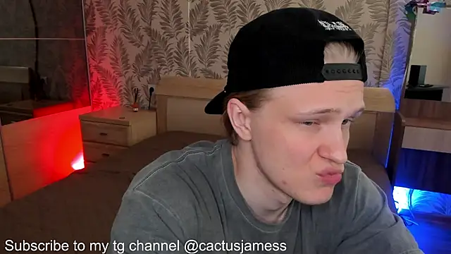 Snapshot of Cactus__James chatting on October 6, 7:46 am Cactus  James online show from October 6, 7:46 am