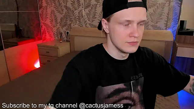 Snapshot of Cactus__James chatting on October 5, 6:06 am Cactus  James online show from October 5, 6:06 am