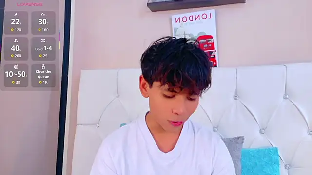 Ethan Westt online show from May 25, 8:26 pm