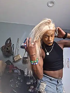 ItsBarbieBitcxxxx69 online show from October 22, 8:18 am