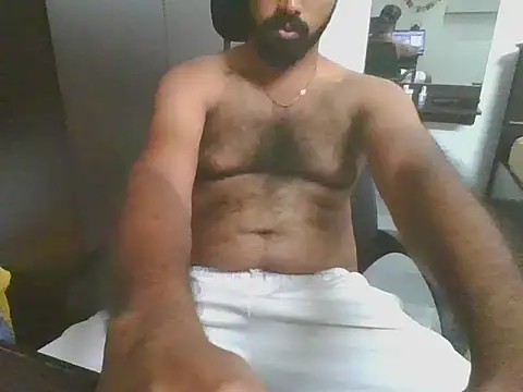 lovelyakash69 online show from February 15, 11:18 am