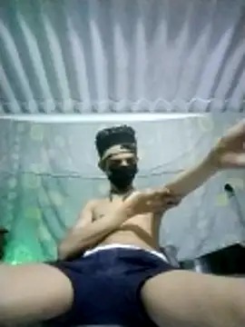 HannanKhan25 online show from March 8, 7:51 pm