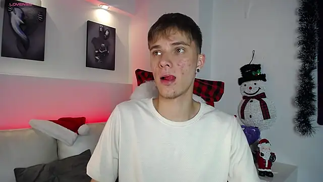 Robbin Blaze online show from December 14, 5:36 am