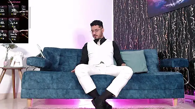 samuelcoopeer online show from November 19, 6:52 pm