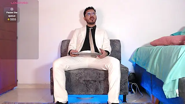 samuelcoopeer online show from September 10, 5:00 pm