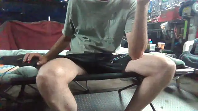 Lovyourpuss online show from February 11, 7:41 pm