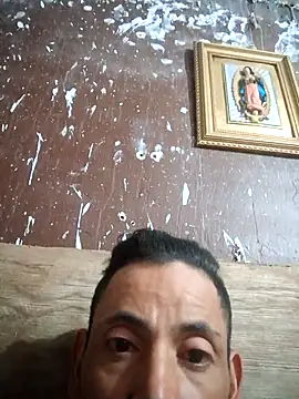 ConfidedAward online show from April 9, 11:22 pm