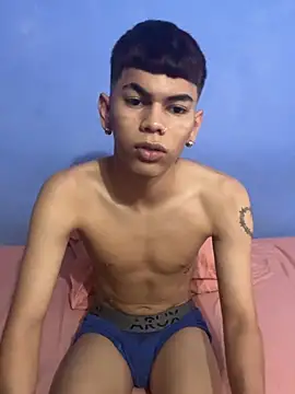 Baby boy14 online show from July 16, 2:51 am