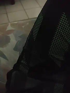 Genaro Dickinson 69 online show from November 25, 4:14 am