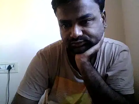 sree4143 online show from October 6, 1:21 am