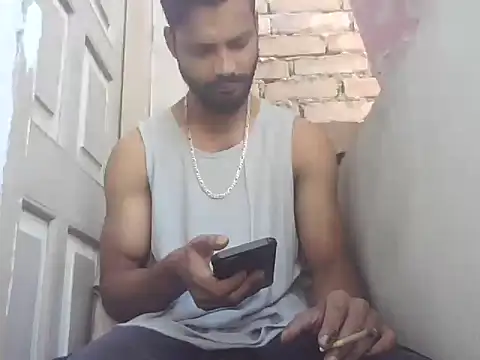 sofiacpl  online show from November 9, 6:50 am